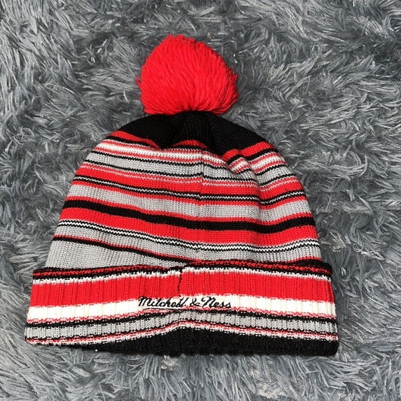 Mitchell & Ness Nba Chicago Bulls Beanie Cap - Picture 2 of 5